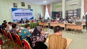 Fakultas Syariah UIN Datokarama Palu Gelar Dua Kegiatan Akademik Strategis untuk Penguatan Mutu Pendidikan Bimtek RPS OBE, Dr Islamul Haq IAIN Parepare, Fakultas Syariah UIN Datokarama, FGD Visi dan Misi 2025, Kegiatan Akademik UIN Datokarama, Kurikulum Berbasis OBE, Outcome-Based Education, Pendidikan Tinggi Islam, Penguatan Mutu Akademik, Penyusunan RPS, UIN Datokarama Palu