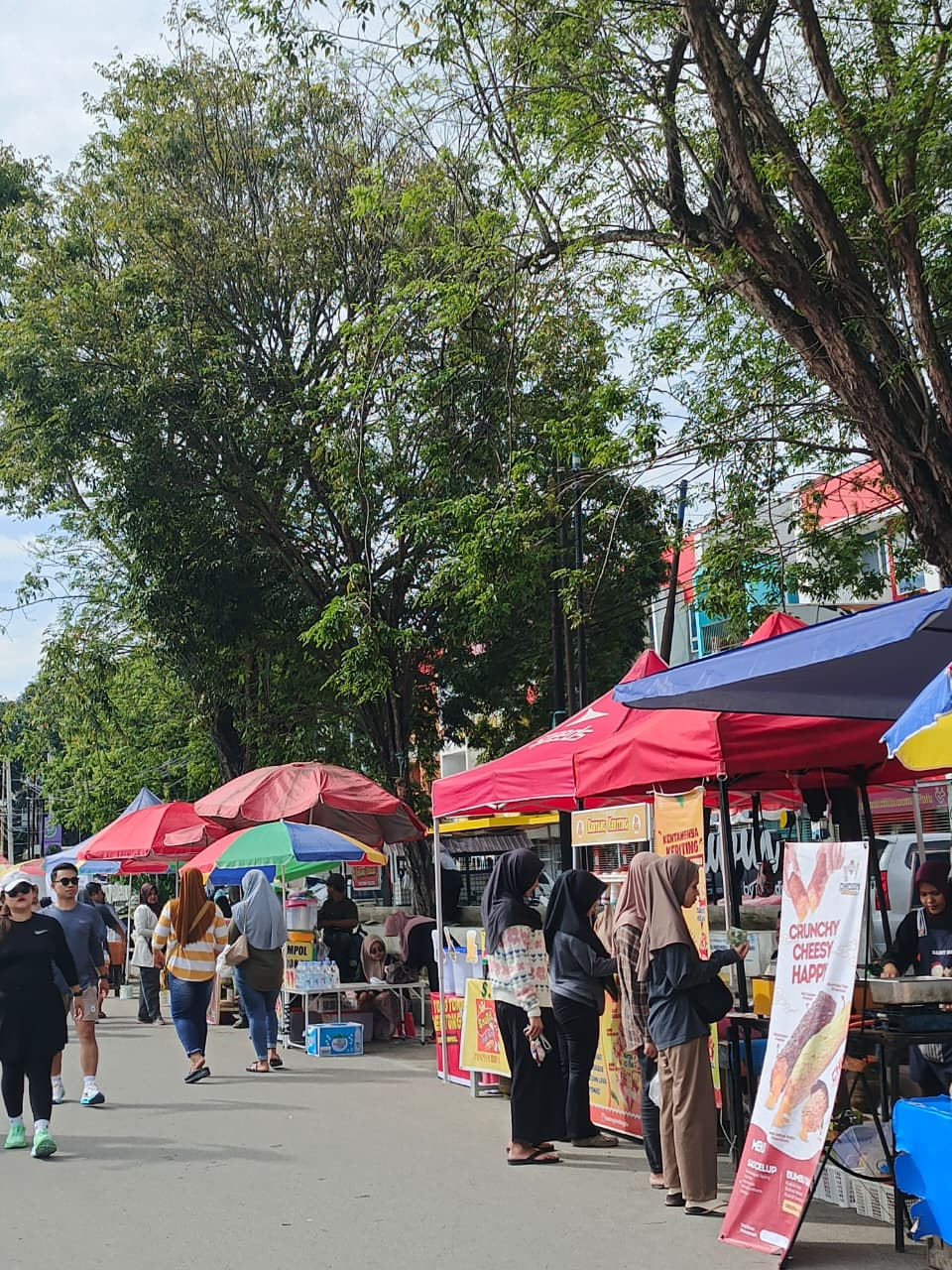 Misi Kulineran Minggu Pagi, Jelajah Lezat di CFD Baruga Kota Palu! kulineran di CFD
