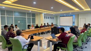 UIN Datokarama Gelar Rapat Persiapan Tim Sosialisasi Penerimaan Mahasiswa Baru 2026/2027 Dr Hamka, Dr Sahril, kampus Islam Sulawesi Tengah, pendaftaran kuliah 2026, penerimaan mahasiswa baru, penerimaan mahasiswa baru Palu, PMB 2026/2027, PMB UIN Datokarama 2026, Prof Lukman Thahir, Rektor UIN Datokarama, sosialisasi kampus UIN Datokarama, sosialisasi perguruan tinggi Palu, UIN Datokarama Palu, Universitas Islam Negeri Palu