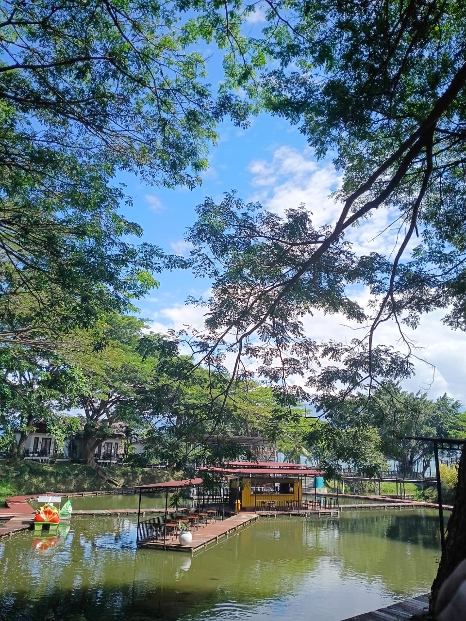 Healing Tipis-tipis di Taipa Beach Palu Bersama Teman-teman Sif A Healing Tipis-tipis