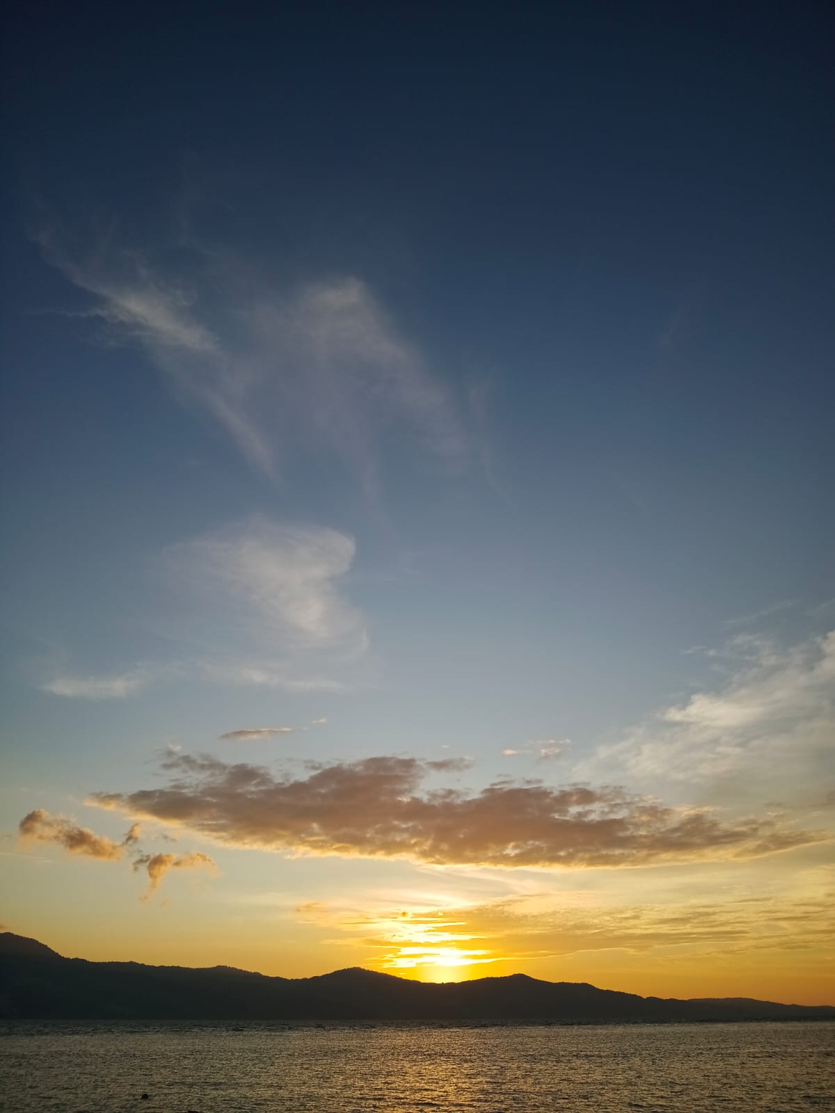 Healing Tipis-tipis di Taipa Beach Palu Bersama Teman-teman Sif A Healing Tipis-tipis