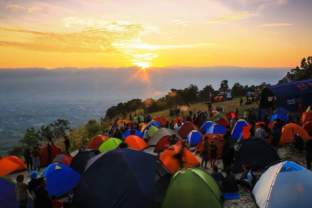 Eksplor Matantimali, Dari Paralayang hingga Camping dan Spot Foto Terbaik Paralayang