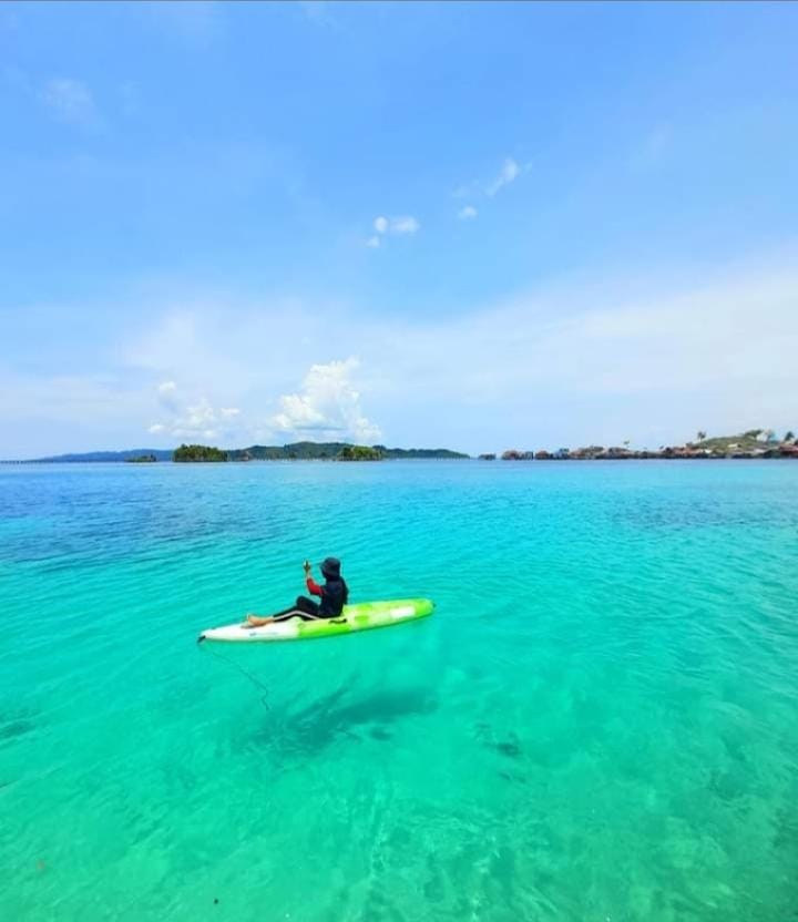 Pulau papan, salah satu desa wisata pada Taman Nasional Kepulauan Togean. Sulawesi Tengah Pulau papan