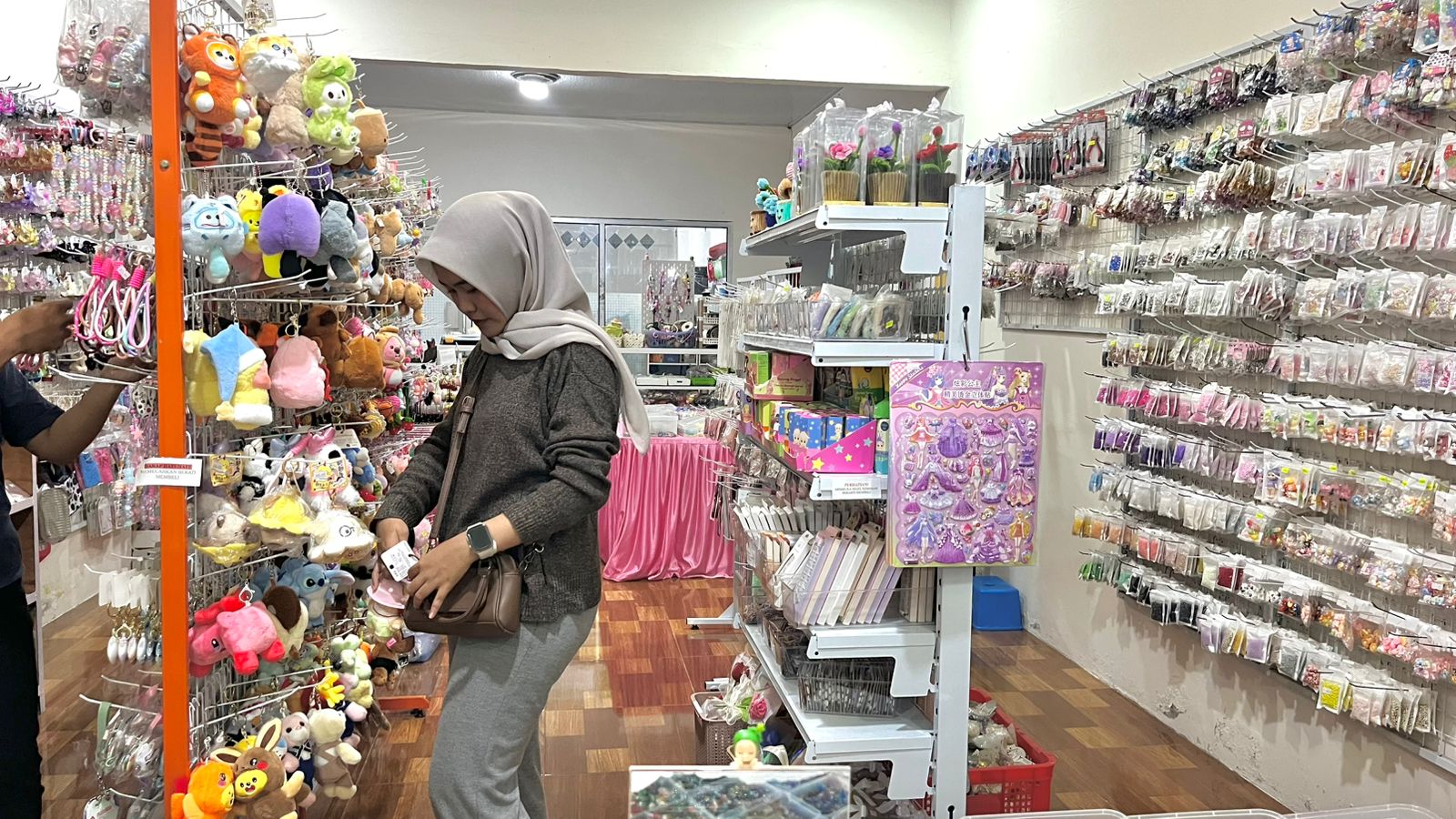 Dfathcraft.palu: Toko Aksesoris Handmade yang Jadi Favorit di Kota Palu Favorit di Kota Palu