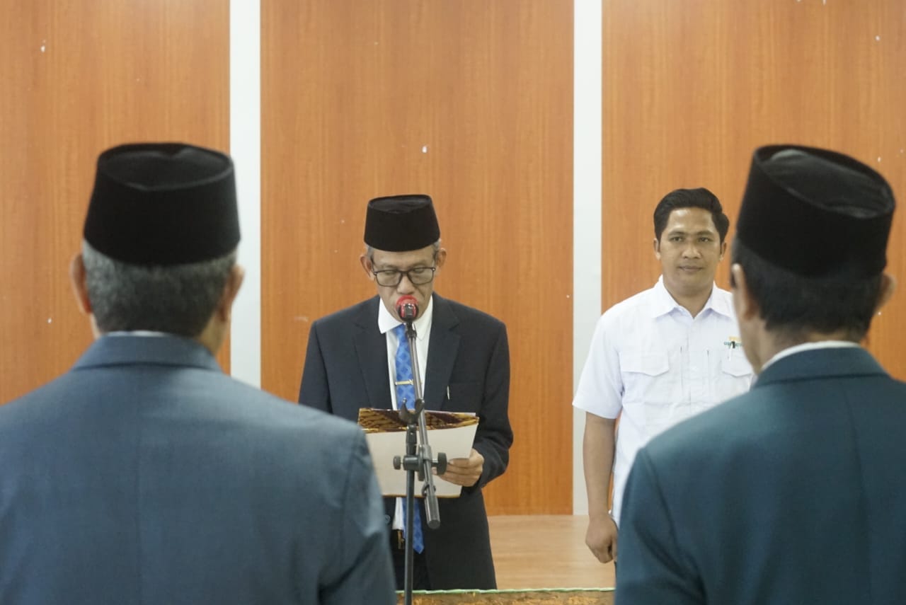 Rektor UIN Datokarama Palu Lantik Dr. Gani Jumat dan Dr. Adam sebagai Dekan Fakultas Baru Dr Adam, Dr Gani Jumat, Fakultas Dakwah dan Komunikasi Islam, Fakultas Sains dan Teknologi, kampus Islam negeri, Kota Palu, pelantikan dekan, Pendidikan Tinggi Islam, Prof Lukman Thahir, Rektor UIN Datokarama, UIN Datokarama Palu